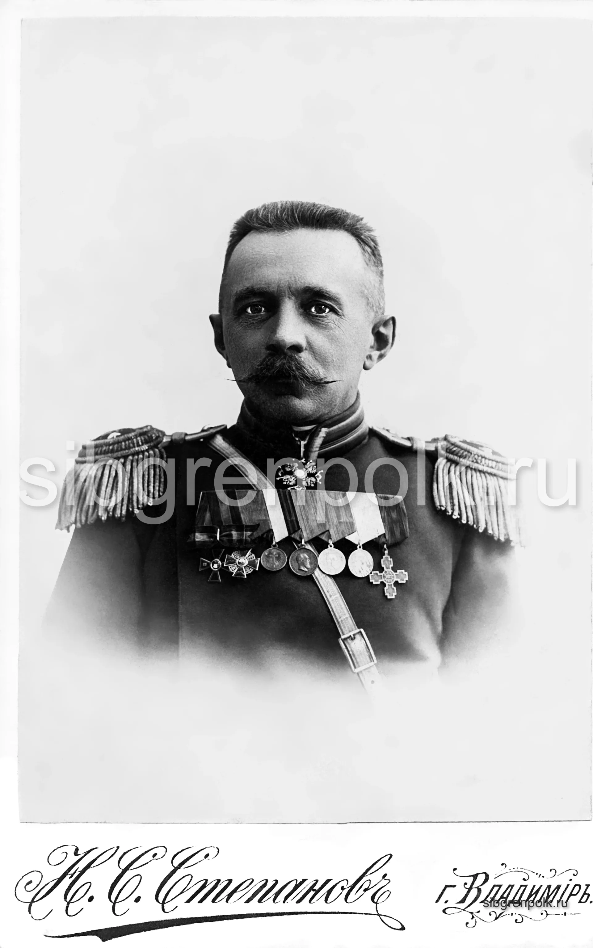 Подполковник Макаревич Казимир Осипович, командир 1 батальона, 22 января 1857 г.р. Римско-католического вероисповедания. Из дворян Ломжинской губернии...