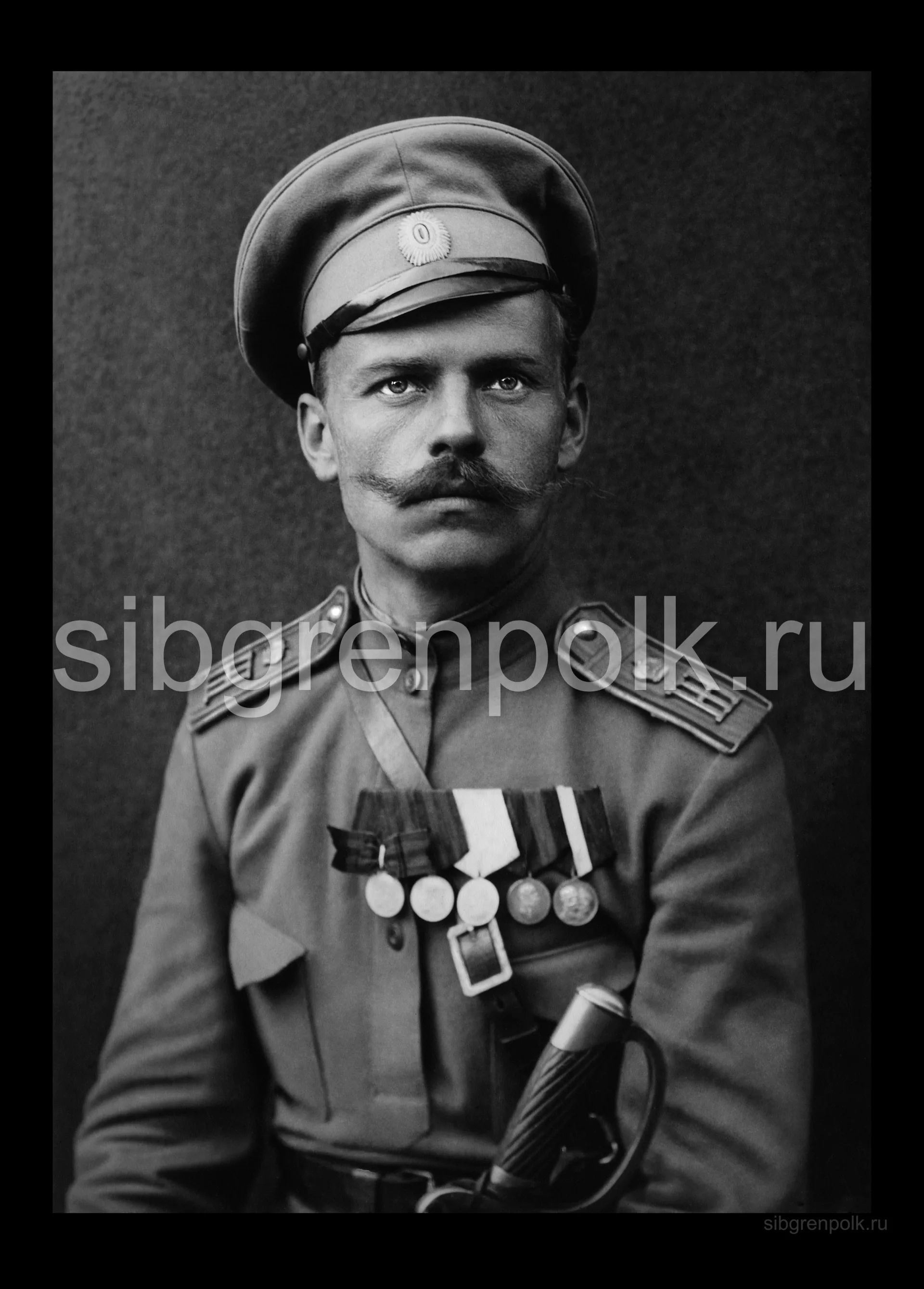 Подпрапорщик Демиденко Фома Васильевич, 3 гренадерская рота. (РГАКФД)
