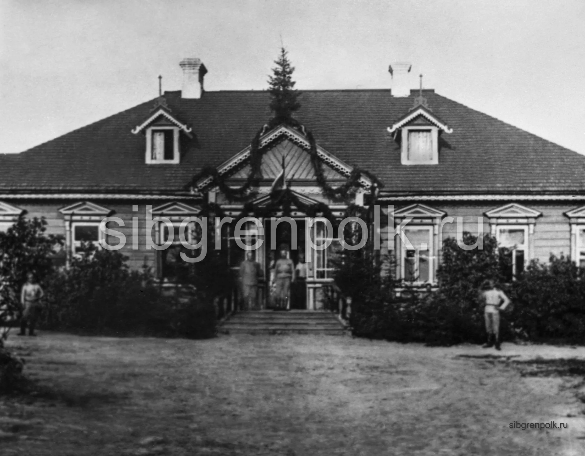 Штаб полка у д. Буды. Август 1916 года