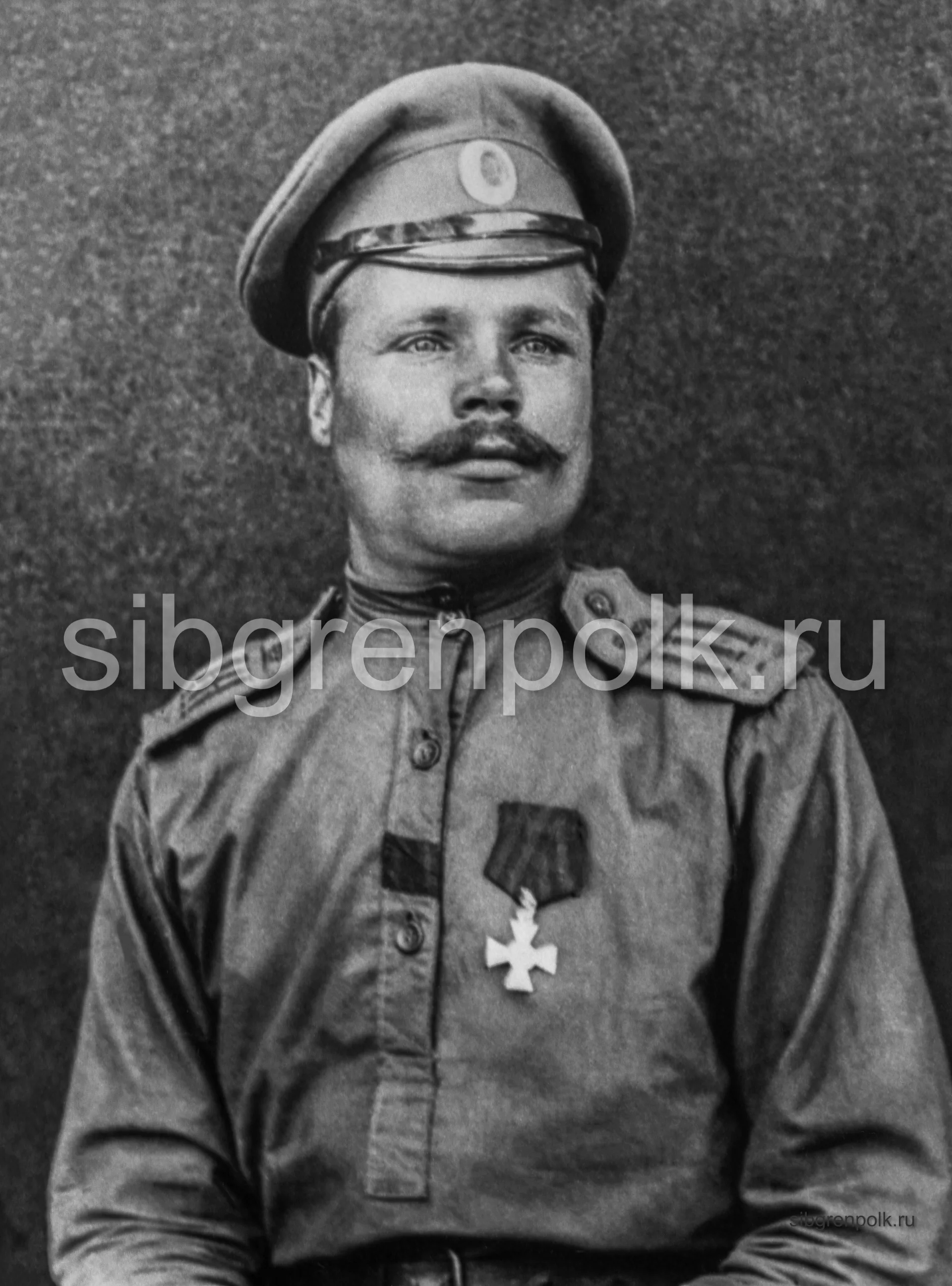 Георгиевский кавалер, ефрейтор команды посыльных Еремеев Александр Максимович награжден знаком отличия Военного ордена «Георгиевский крест» IV степени...